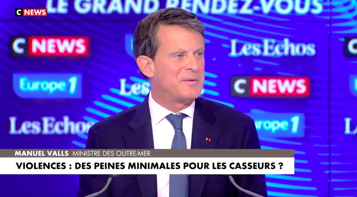 Émeutes après le sacre du PSG : Manuel Valls met en garde contre l’emploi du mot «barbares»