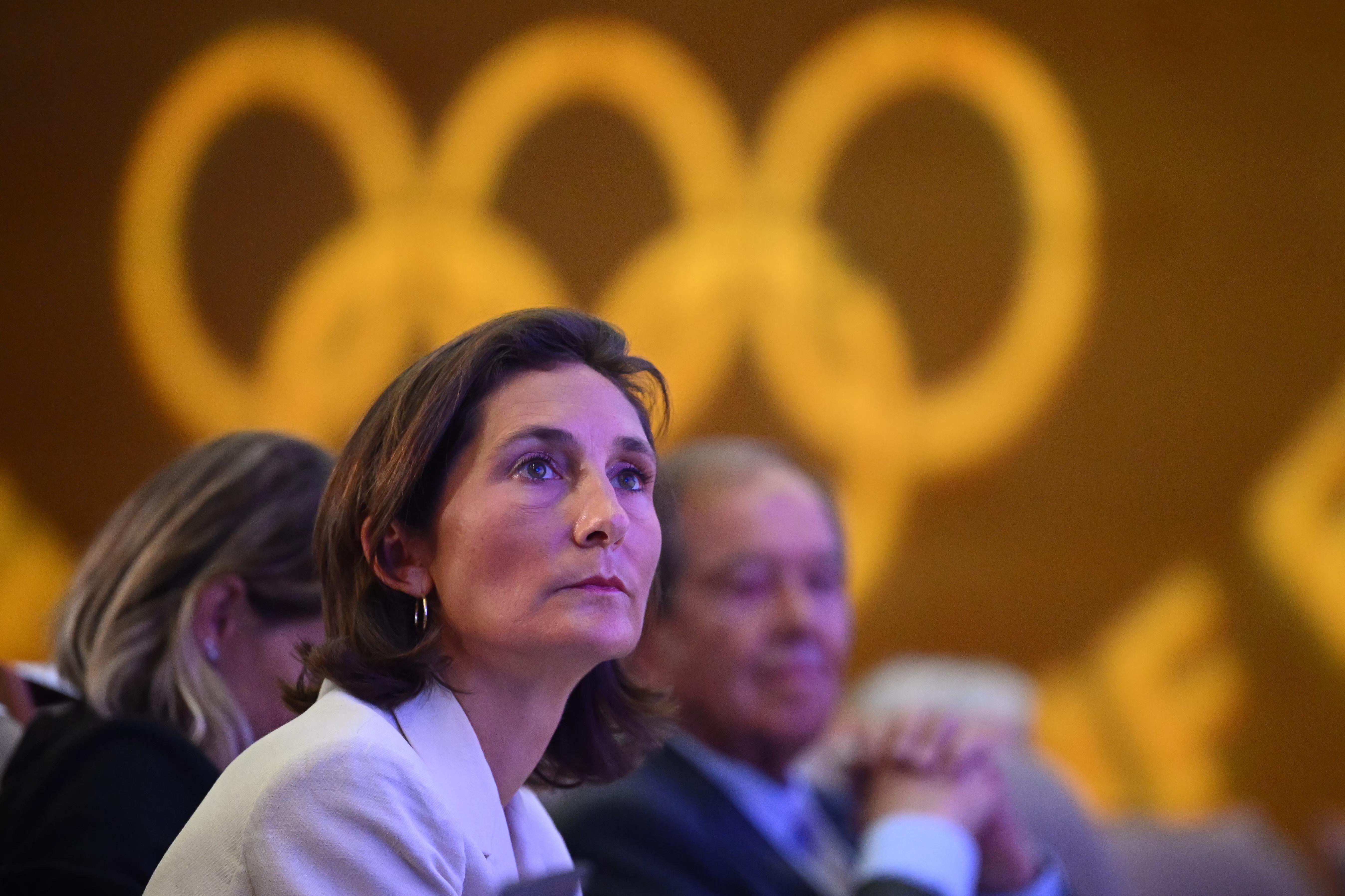 Amélie Oudéa-Castéra au CNOSF : une présidence sous tension pour relancer le sport français