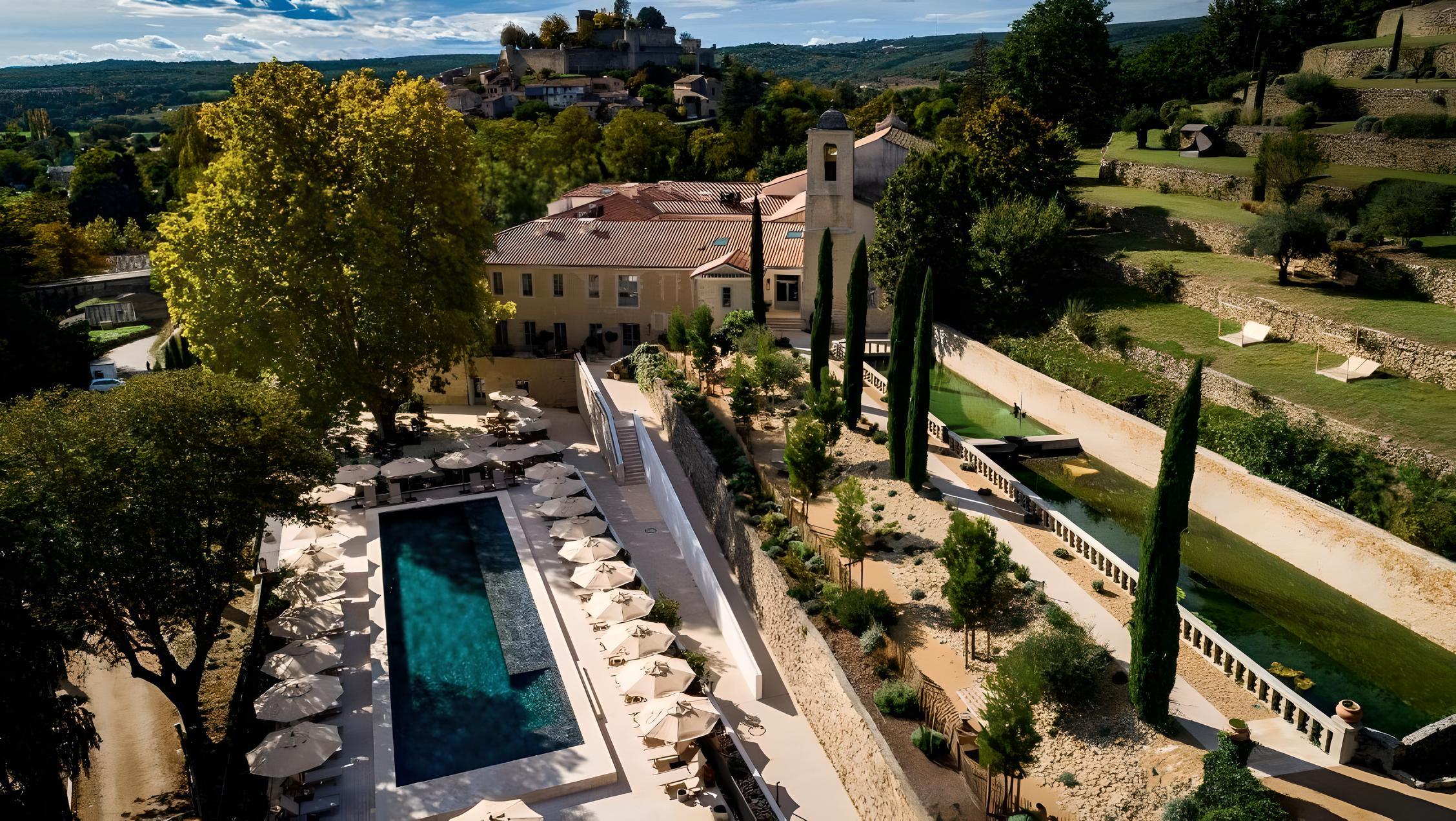 Le Couvent des Minimes : luxe, calme et étoile en Provence
