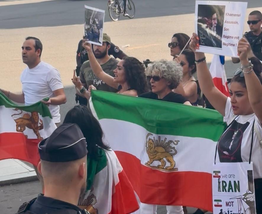 Guerre en Iran : confrontation à Paris entre partisans et opposants au régime des mollahs