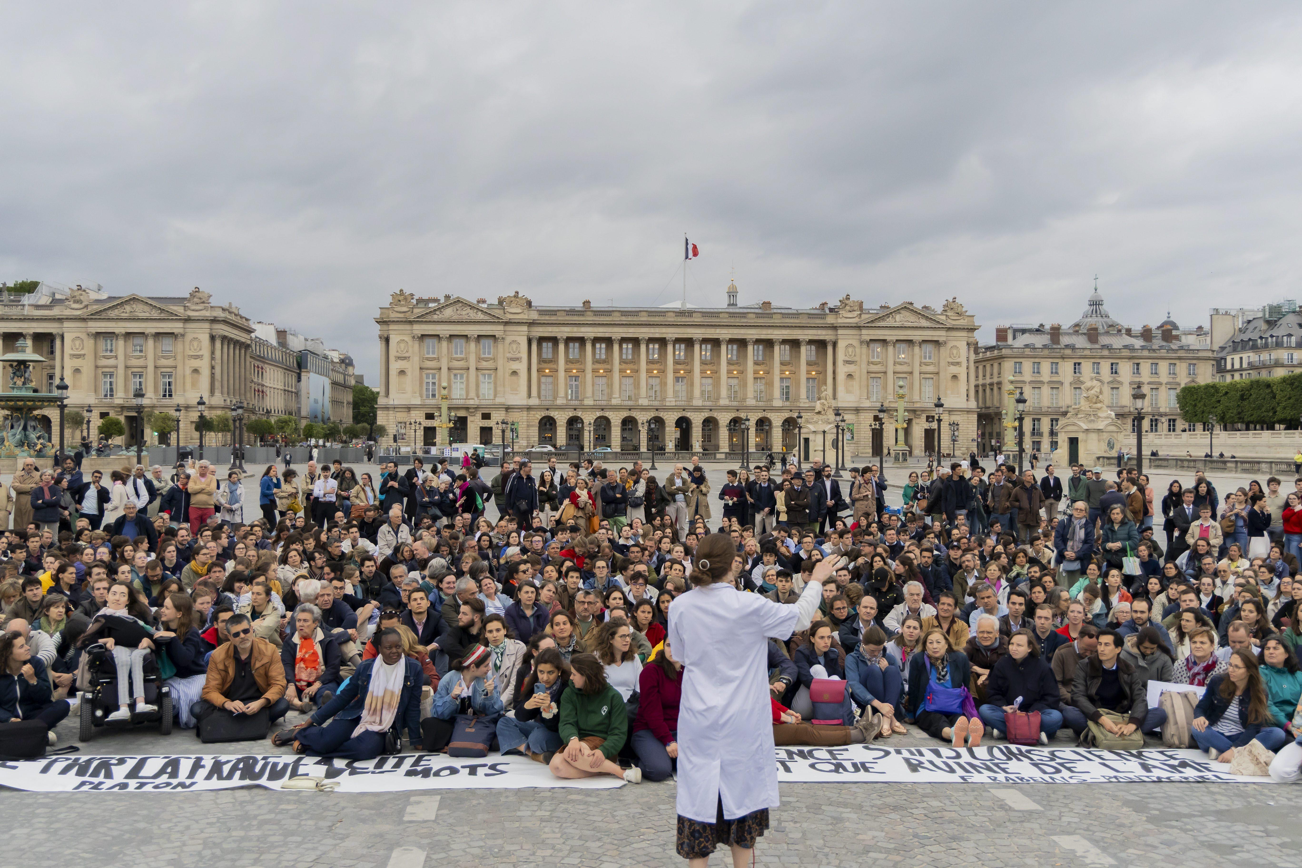 Aide à mourir : les soignants redoutent les effets du délit d’entrave