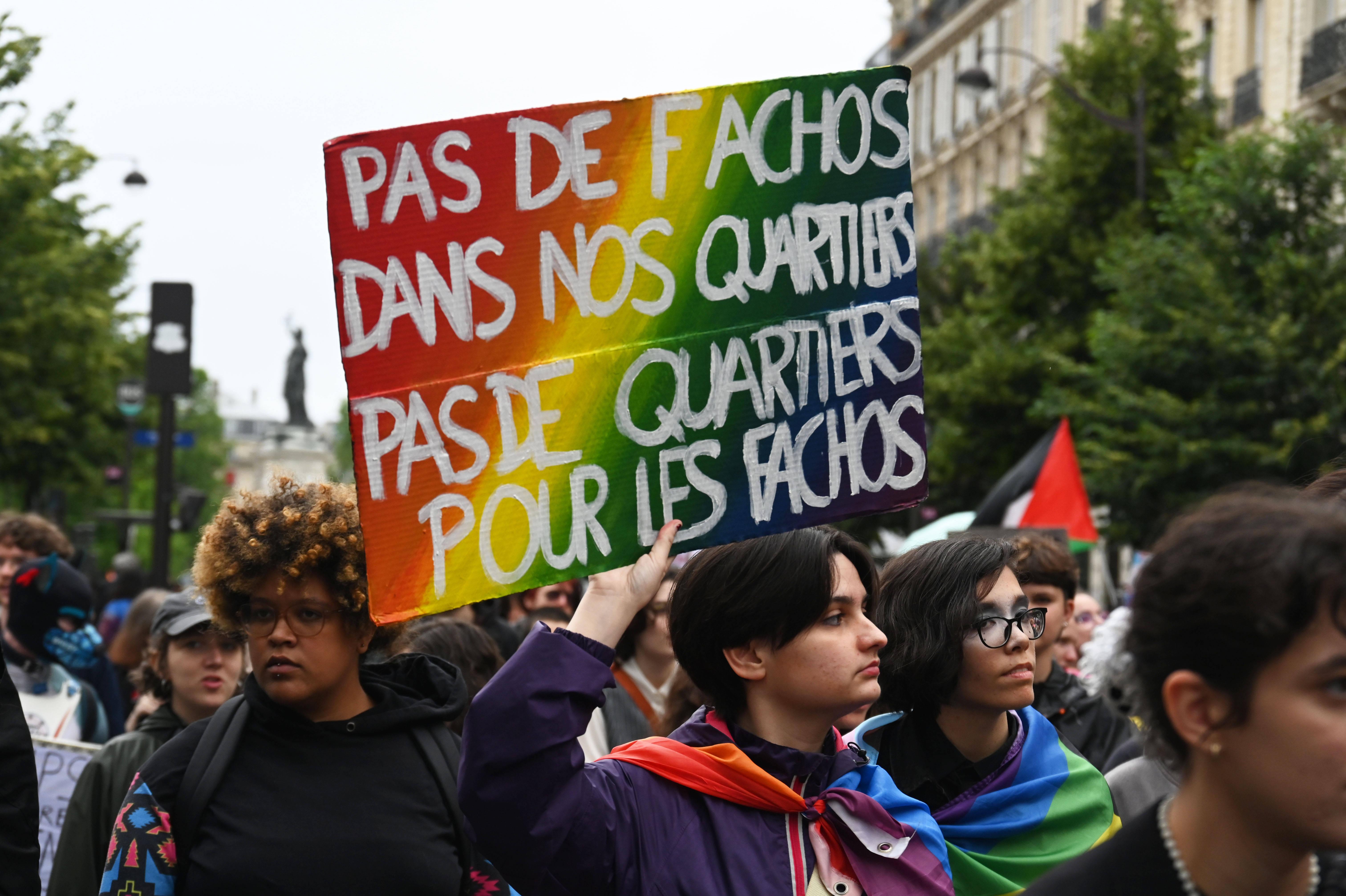«Homos victimes de l’immigration» : le collectif de droite Eros fait entendre sa voix à la Marche des Fiertés