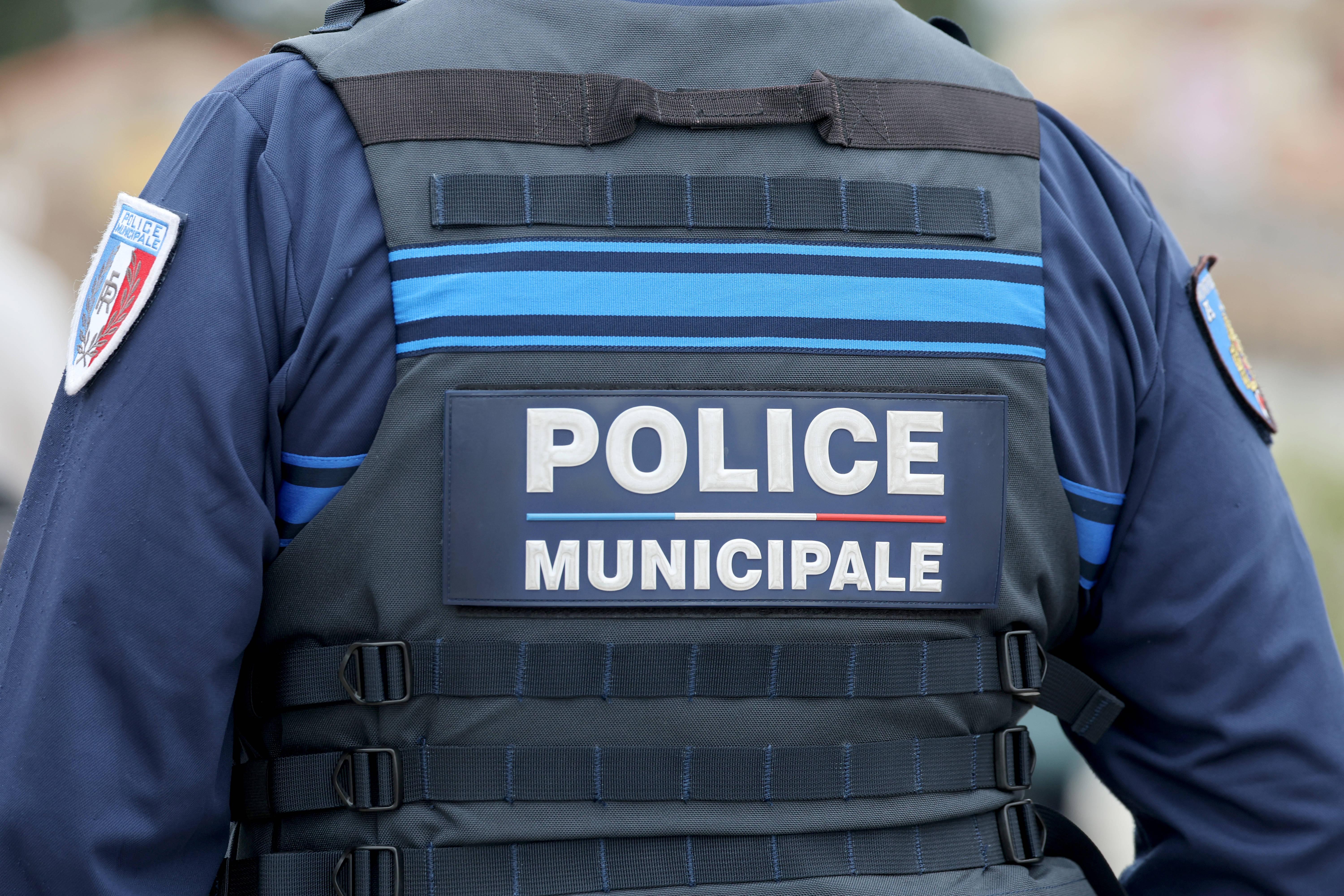 Nord : un policier radié après s’être présenté en djellaba à une formation sur la radicalisation