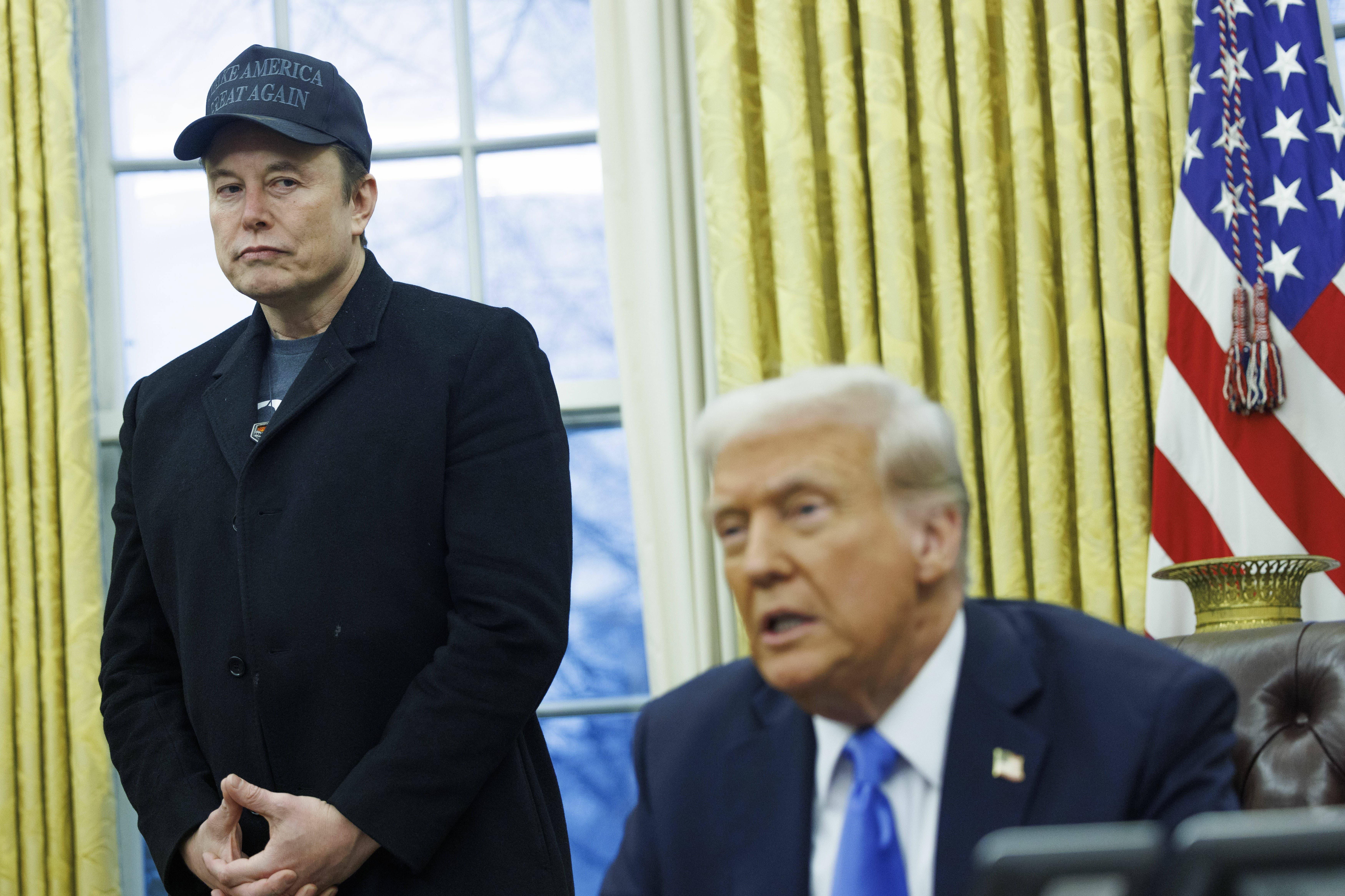 Insultes, menaces, accusations : le torchon brûle entre Trump et Musk