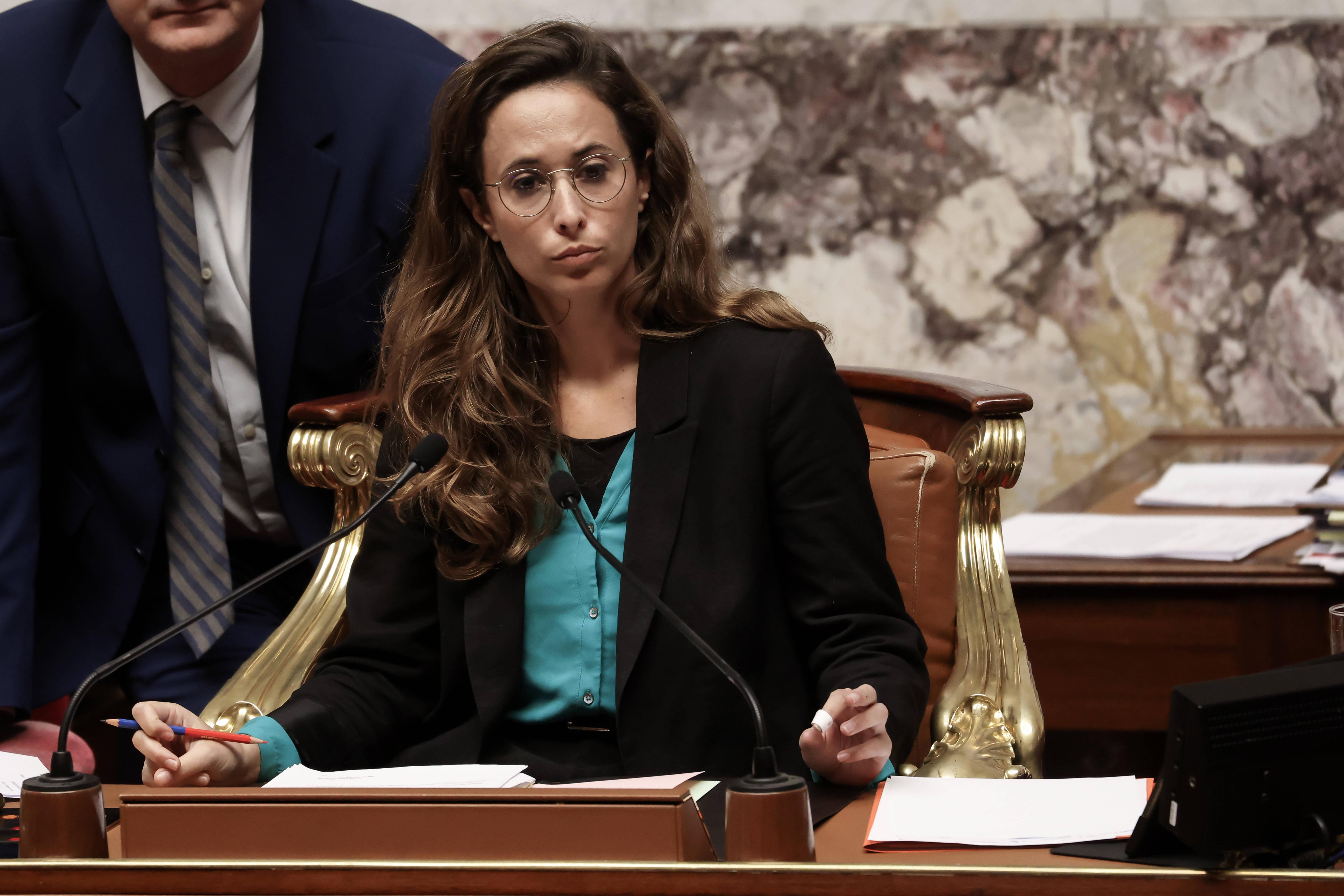 «La banlieue influence Paname» : la députée LFI Clémence Guetté accusée de racisme et de récupération après un tweet sur la victoire du PSG