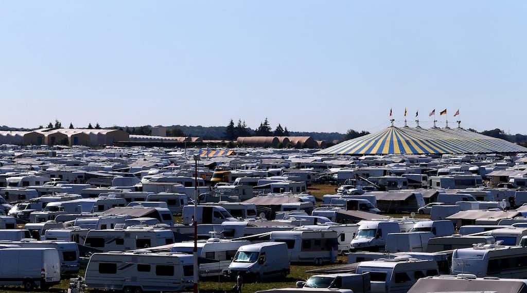 Nuisances, déchets, insécurité… Des élus s’insurgent contre un rassemblement massif de gens du voyage en Moselle