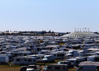 Nuisances, déchets, insécurité… Des élus s’insurgent contre un rassemblement massif de gens du voyage en Moselle