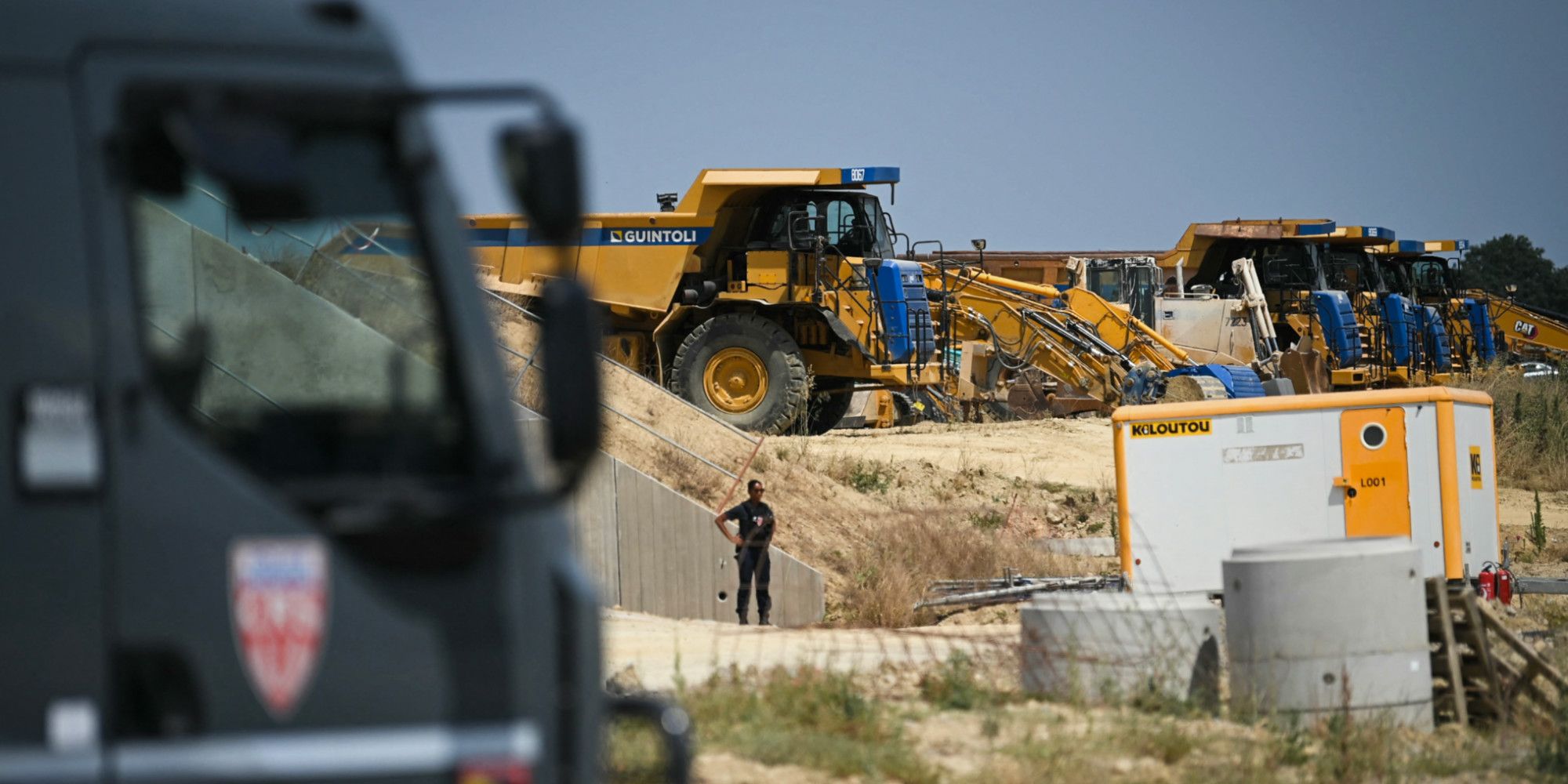 Drones, blindés Centaure, unités de forces mobiles… Un week-end sous haute tension sur le chantier de l’A69