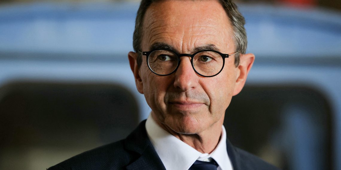Crise diplomatique : la France envisage de ne plus reconnaître les nouveaux passeports algériens