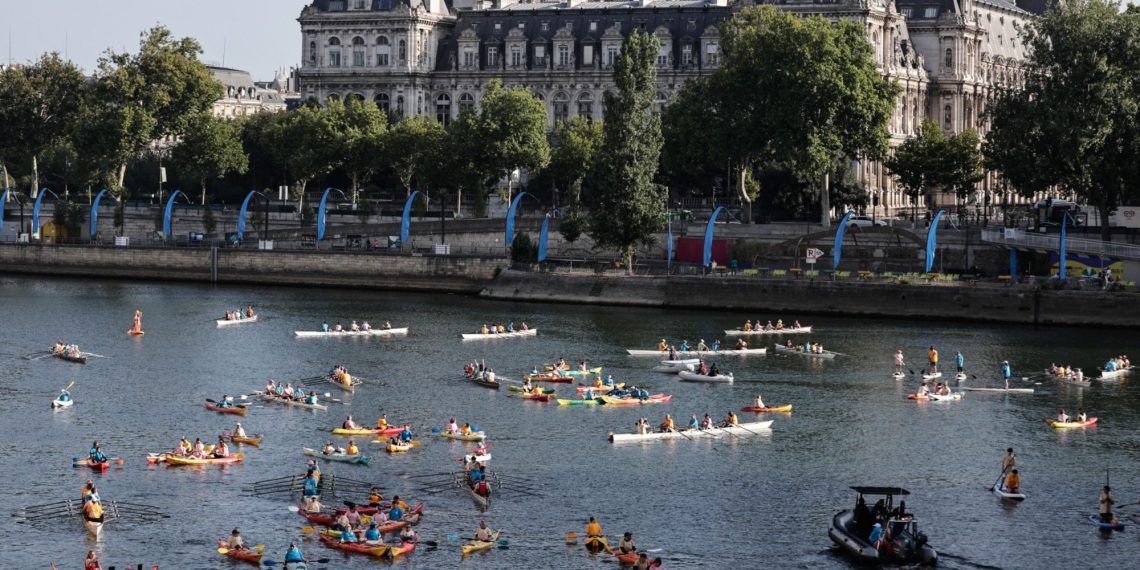 Parade sur la Seine, plaque commémorative… Un an après les JO, Paris sort le grand jeu
