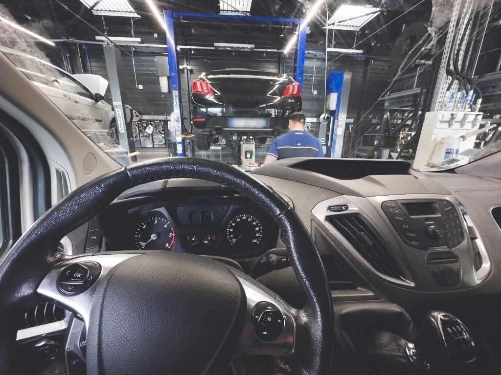 Canicule : en Gironde, les voitures aussi craquent sous la chaleur