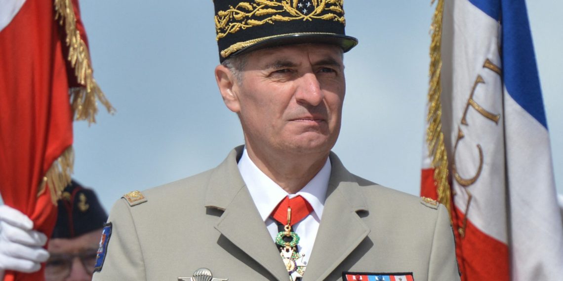 14 juillet : «Il faut que les soldats se sentent aimés par leur pays», soutient le général de Saint-Chamas avant le défilé sur les Champs-Elysées