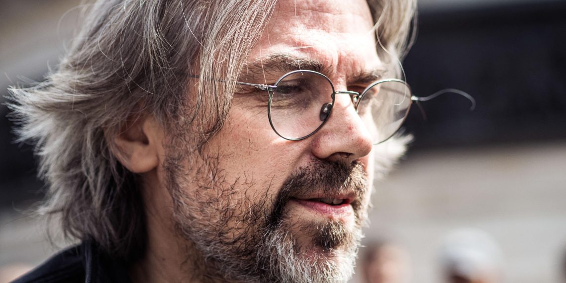 «Israël n’est pas sanctionné parce qu’il s’agit d’un État juif» : Aymeric Caron accusé d’antisémitisme après un échange sur X