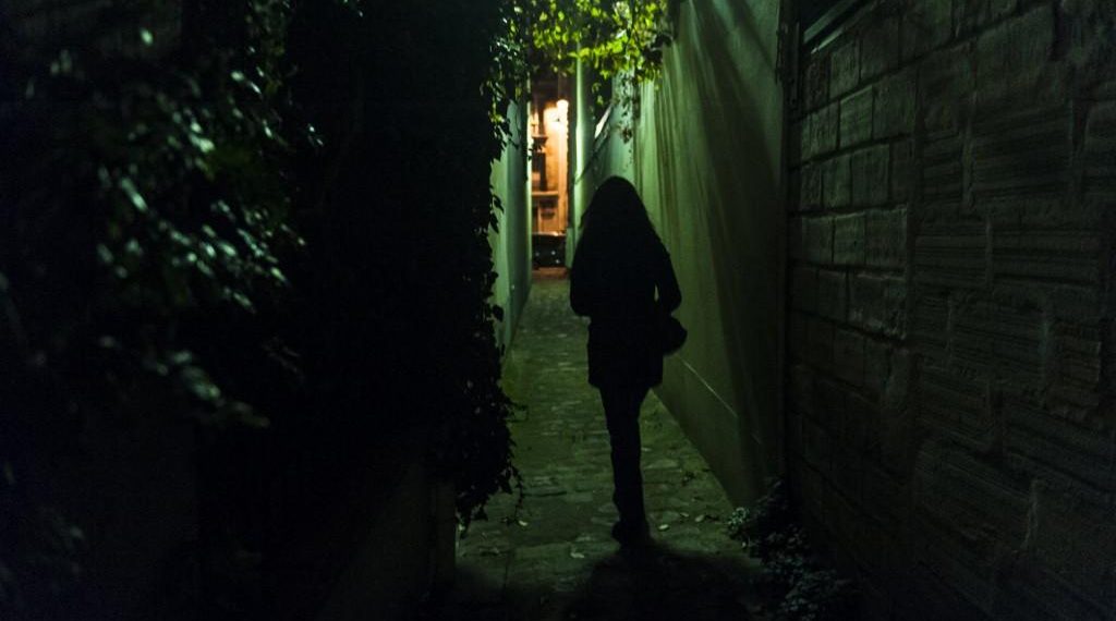 Piqûres, insultes, agressions : quand l’insécurité chasse les femmes de l’espace public