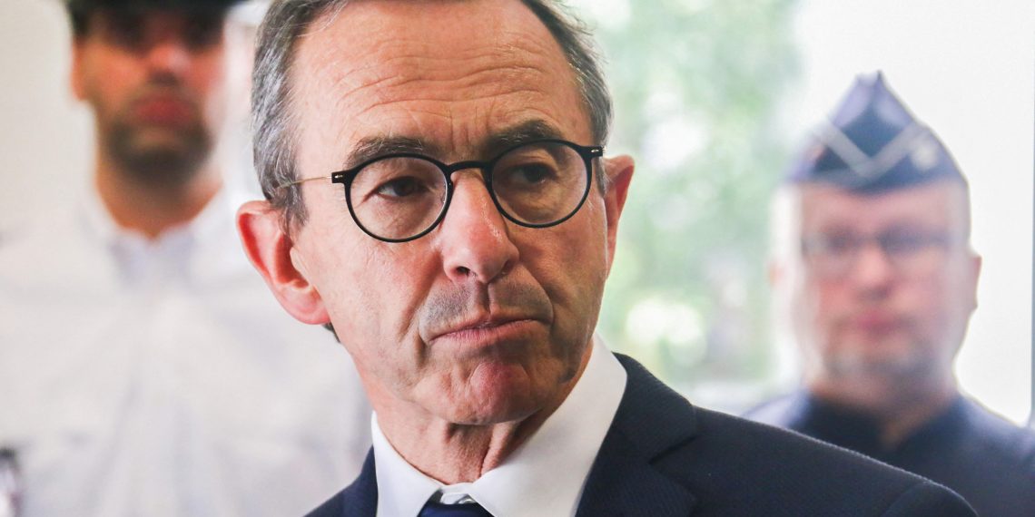 Mortiers d’artifice : Bruno Retailleau compte éradiquer «l’arme de prédilection des barbares»