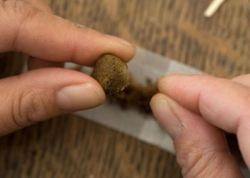 Yvelines : Un bébé hospitalisé après une intoxication au cannabis, son père poursuivi par la justice