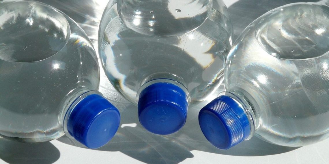 Etats-Unis : Il reçoit plusieurs contraventions pour avoir distribué gratuitement de l’eau à ses voisins