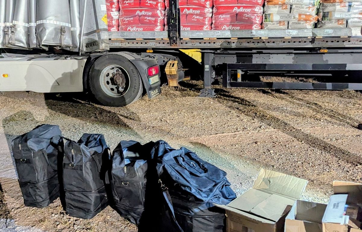 Var : Un chargement de cocaïne découvert grâce au chien détecteur de stupéfiants qui refuse de faire son job