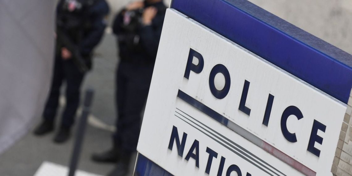 Vosges : Contrôlé, il jette de l’héroïne au visage du policier qui est pris d’un gros malaise