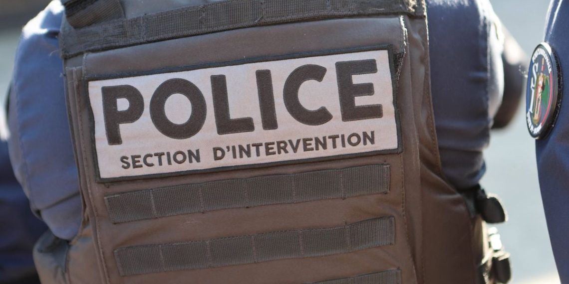 Miramas : Un homme surpris en train de filmer un enfant dans les toilettes d’une piscine municipale