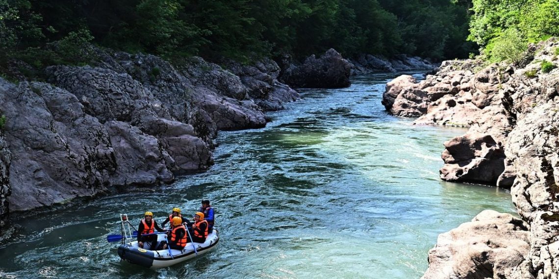 Hautes-Alpes : Une enquête ouverte après la mort d’une Britannique dans un accident de rafting