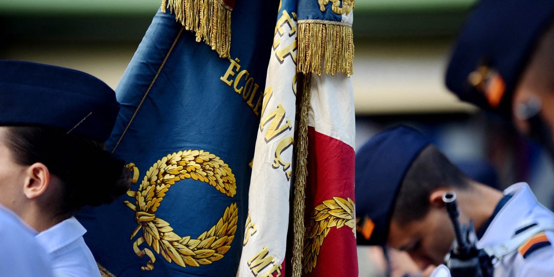 14-Juillet : au cœur de la tradition des drapeaux militaires