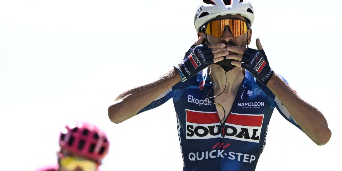 Tour de France : le jour de gloire de Valentin Paret-Peintre au Ventoux