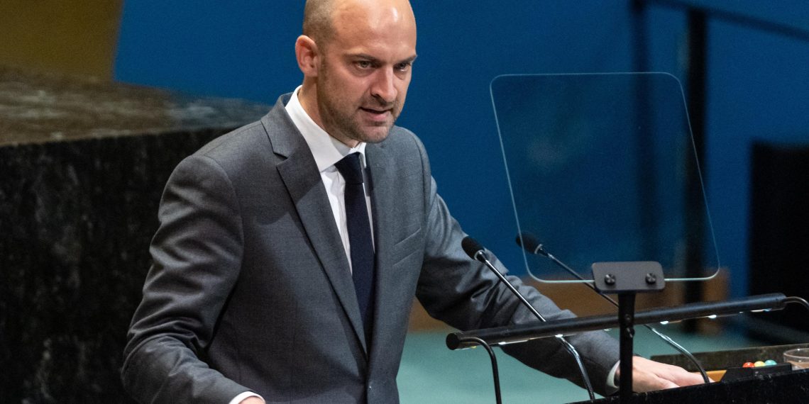 Accueil en France d’une Gazaouie antisémite : quand la diplomatie des bons sentiments importe la haine