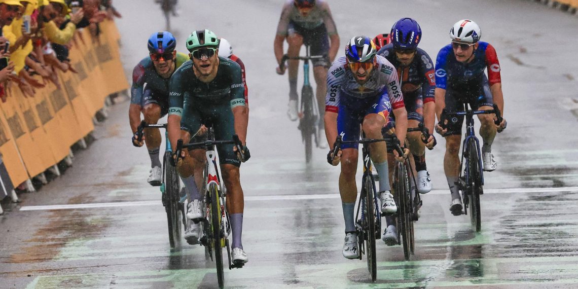 Tour de France : Jonathan Milan, deux de chute !