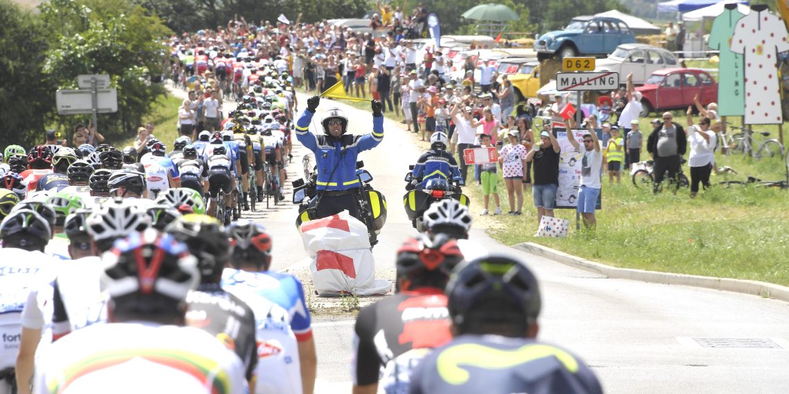 Tour de France 2025 : comment les gendarmes assurent la sécurité sur 3 300 km