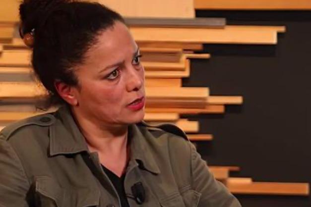 «Si tu ne veux pas te faire instrumentaliser par le pouvoir blanc…» : l’opposition de Houria Bouteldja à la Pride des banlieues embrase la gauche
