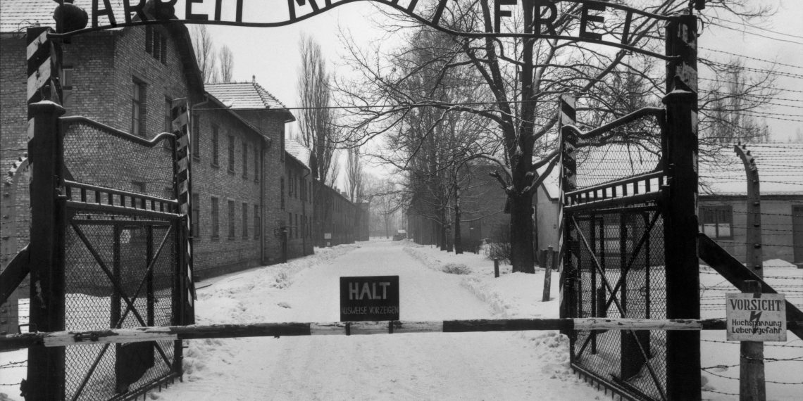 Mémorial de la Shoah : une exposition pour se rappeler de l’horreur d’Auschwitz