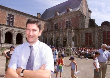 La saga des Villiers : Emmanuel, le franc-tireur