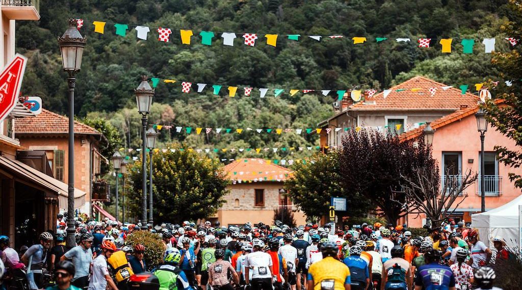 L’Étape du Tour : 16 000 amateurs dans la roue des pros