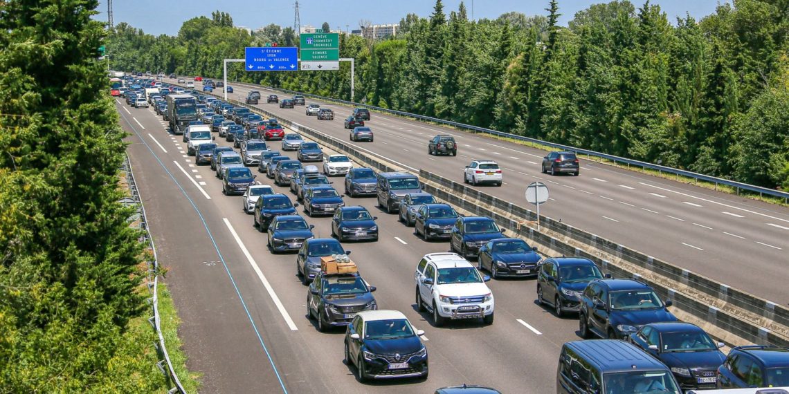 Vacances : pour éviter les comportements à risque, Vinci mène des opérations de sensibilisations auprès des automobilistes