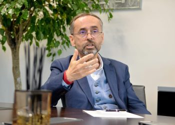 Robert Ménard : «80 % des fauteurs de troubles sont issus de l’immigration»