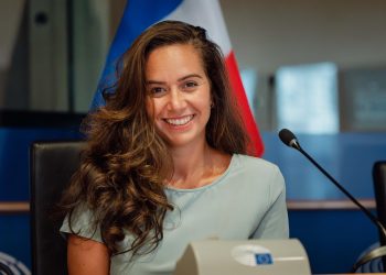 Sarah Knafo explose les compteurs sur TikTok ; Sandrine Rousseau sèchement recadrée par la FNSEA… Les coulisses du JDNews