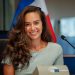 Sarah Knafo explose les compteurs sur TikTok ; Sandrine Rousseau sèchement recadrée par la FNSEA… Les coulisses du JDNews