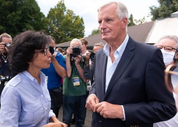 Législative partielle à Paris : Michel Barnier investi par LR, Rachida Dati entre en dissidence