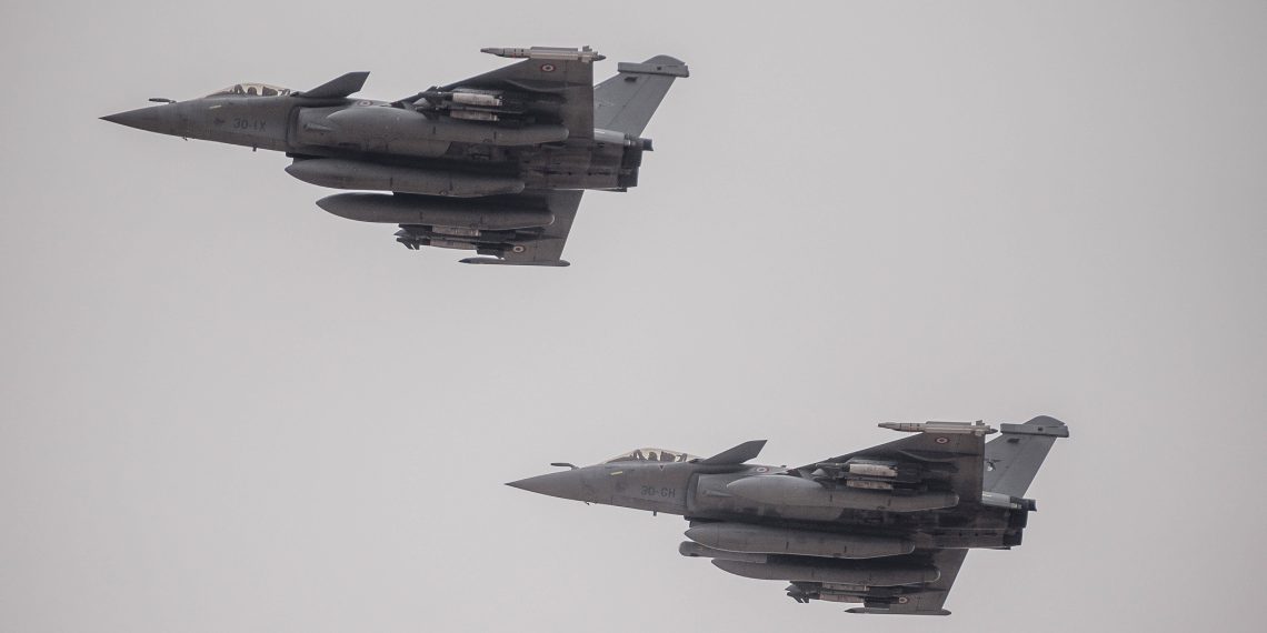 En manque de moyens, l’armée de l’Air «surutilise» ses Rafale