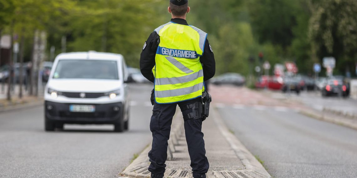 Refus d’obtempérer près de Toulouse : une femme et trois enfants percutés par un 4×4, le chauffeur en fuite