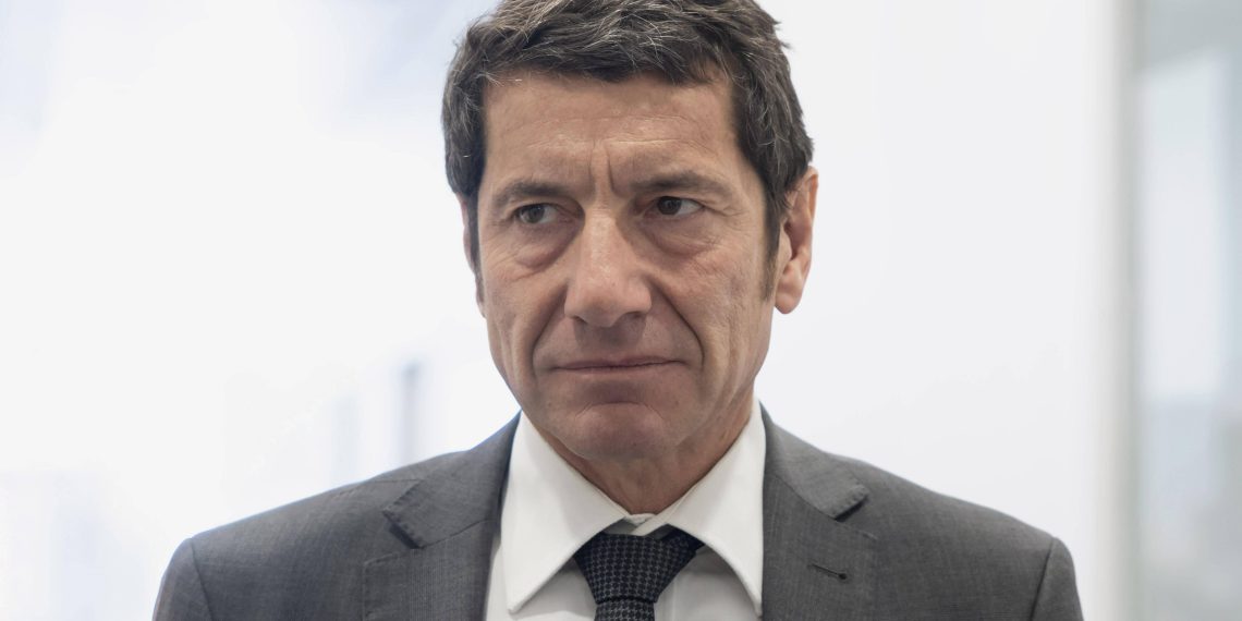 «La société n’a pas à subventionner ceux qui la détruisent» : David Lisnard coupe les allocations aux trafiquants à Cannes