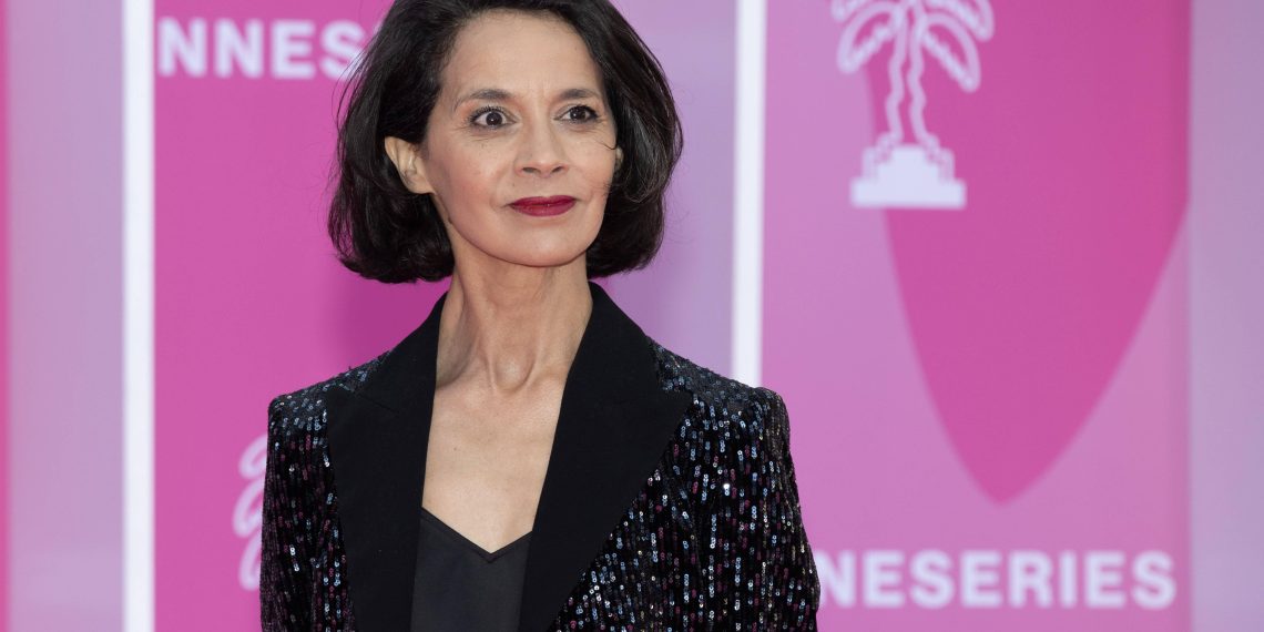 «Les antisémites peuvent retourner ch*** dans leur caisse» : Sophia Aram salue l’échec du boycott visant Amir