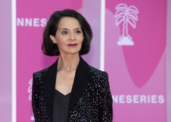 «Les antisémites peuvent retourner ch*** dans leur caisse» : Sophia Aram salue l’échec du boycott visant Amir