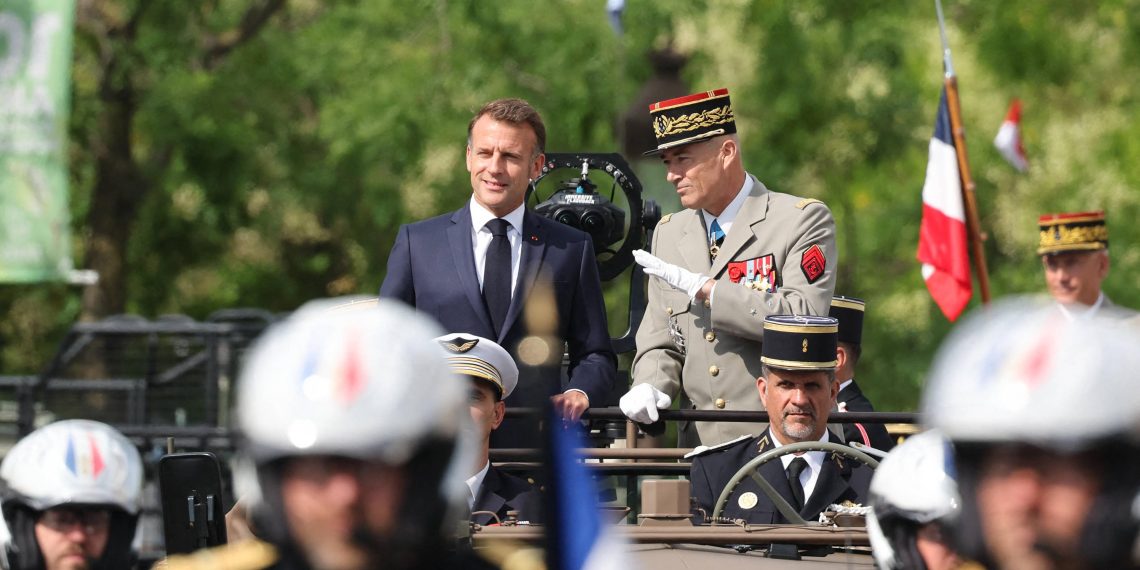 Conduite des opérations, relation avec l’Élysée… Comprendre le rôle stratégique du chef d’état-major des armées
