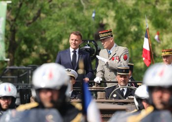 Conduite des opérations, relation avec l’Élysée… Comprendre le rôle stratégique du chef d’état-major des armées