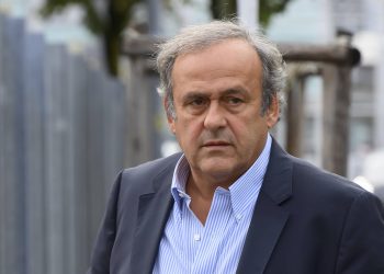 Cambriolage chez Michel Platini : une vingtaine de trophées volés, le suspect en fuite