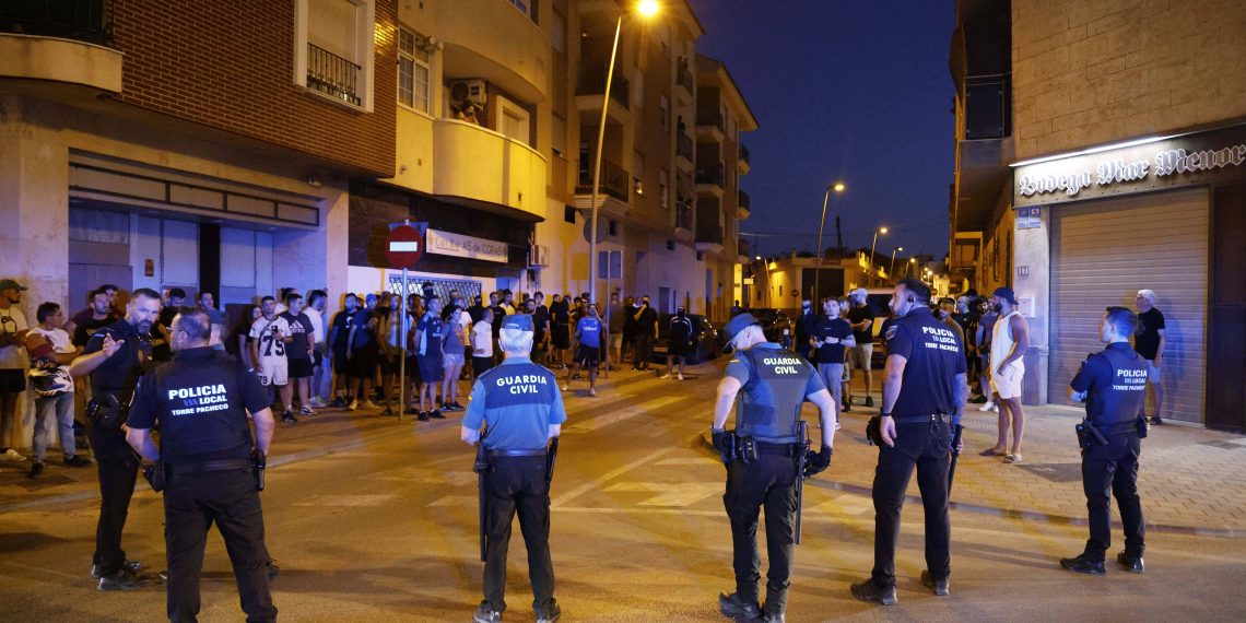 Agression d’un retraité en Espagne : dix interpellations après les émeutes anti-immigration
