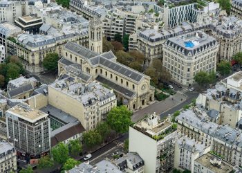 Paris : l’église Notre-Dame des Champs visée par un incendie d’origine criminelle
