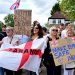 «Expulsons les criminels étrangers» : nouvelles tensions en Angleterre devant un hôtel accueillant des demandeurs d’asile